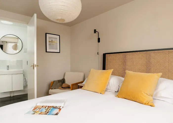 Morleys Rooms - Located In The Heart Of Hurstpierpoint By Huluki Sussex Stays