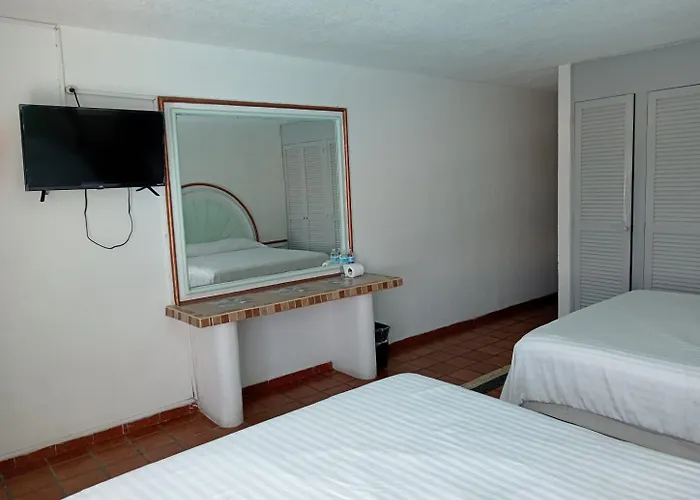 Hotel Caracoles