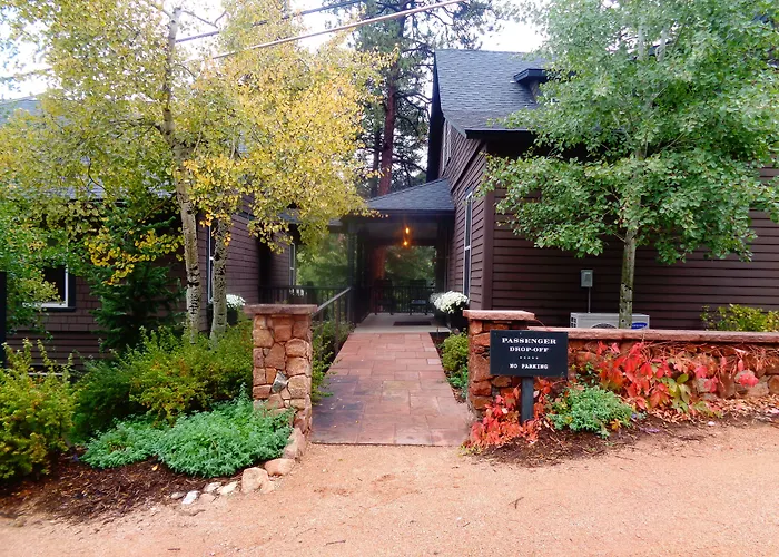 The Outlook Lodge