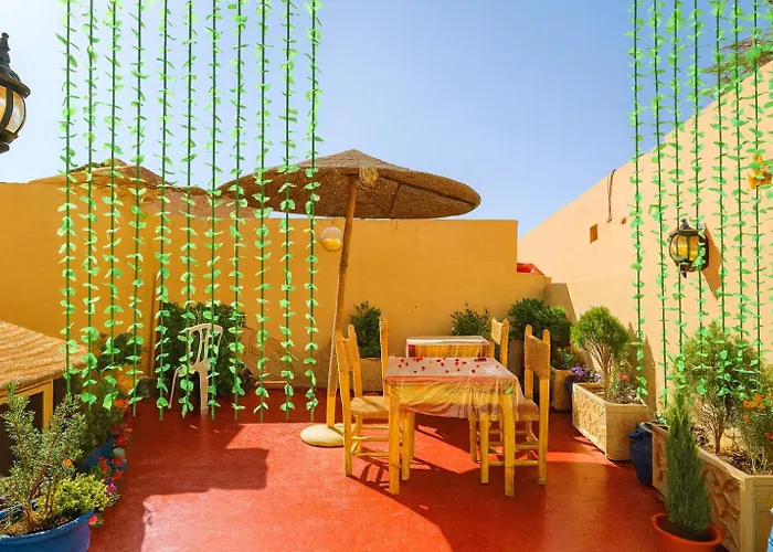 Riad Safran Rouge Jacuzzi Rooftop