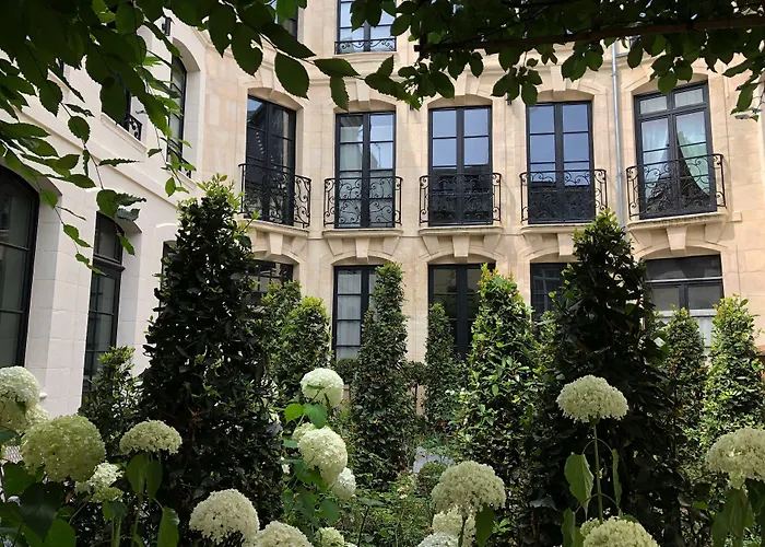 Les Maisons De Léa - Hotel Restaurant&Spa**** de charme