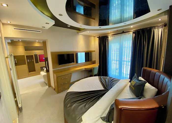 Grand Hotel Van