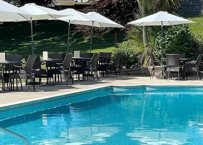 Longueville Manor Saint Saviour