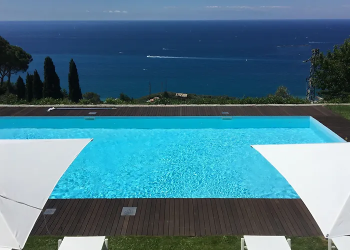 Villa Riviera Resort Lavagna