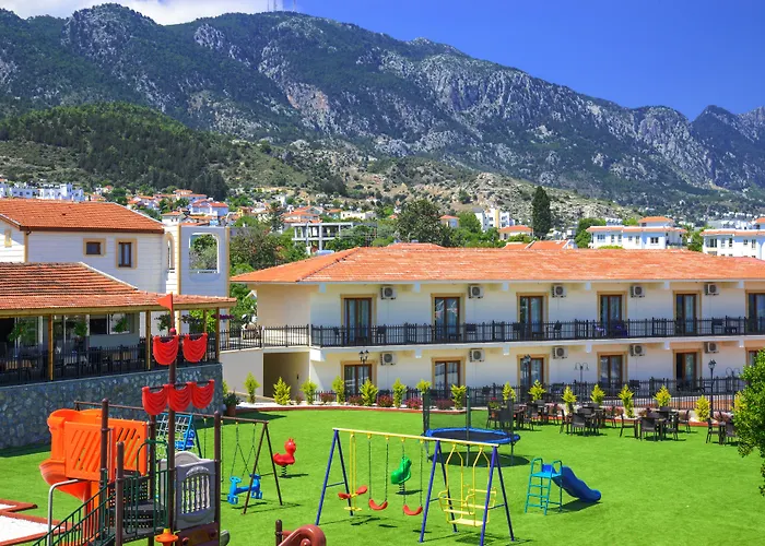 Riverside Garden Resort
