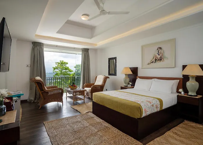 Fox Kandy By Fox Resorts - Luxury In The Mist