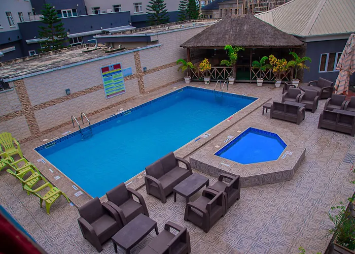 Mahogany And Suites