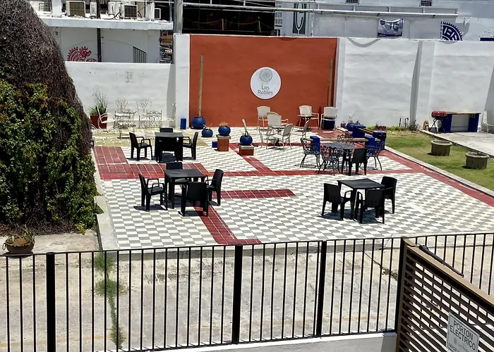 Hotel Los Robles