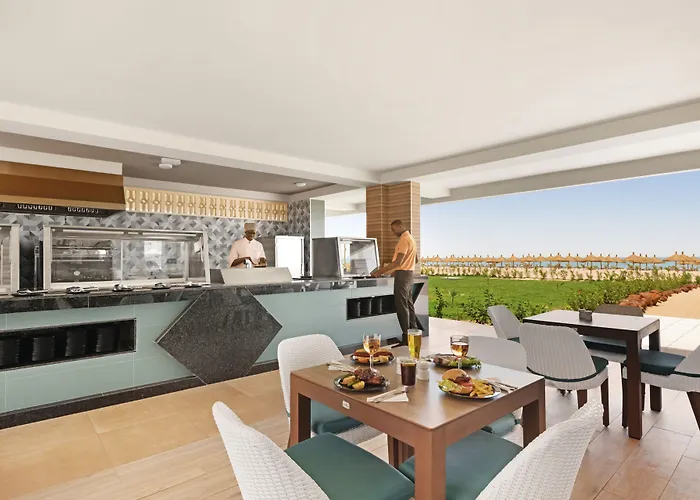 Hotel Riu Baobab Pointe-Sarene