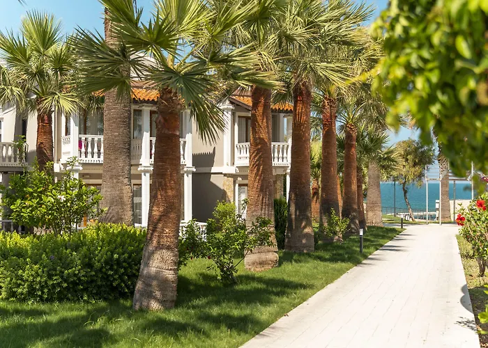 Lucas Didim Resort Yenihisar