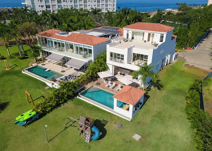 Capitalia Tres Mares Beach Residences & Marina Puerto Vallarta