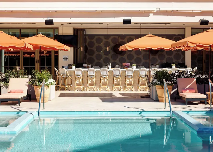Hotel The Global Ambassador Phoenix