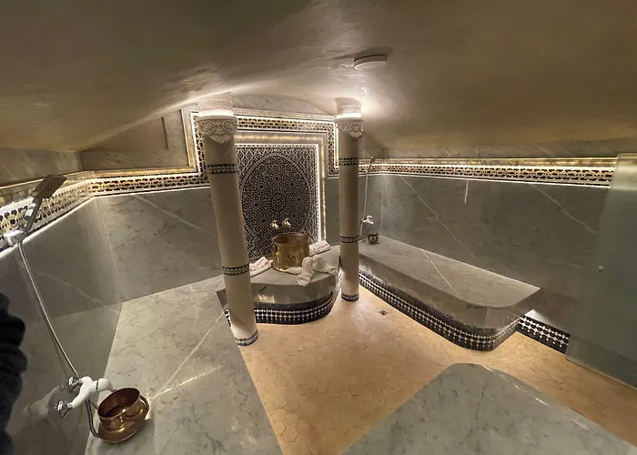 Palais Shazam&SPA