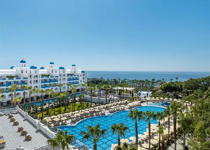 Rubi Platinum Spa Resort & Suites Avsallar