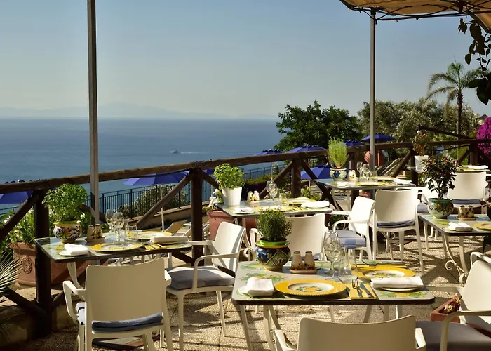 Hotel Raito Vietri
