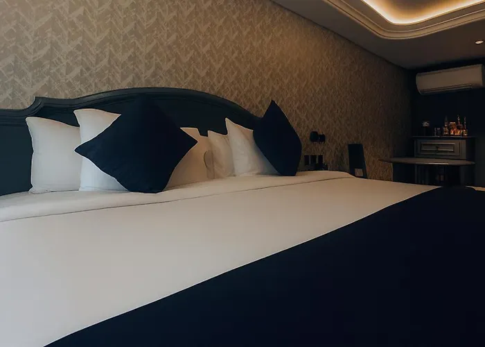 Hive Nápoles by G Hotels
