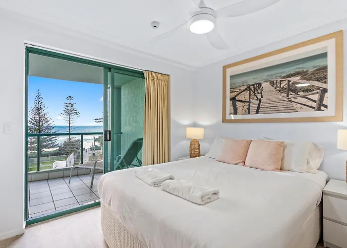 Emerald Sands Holiday Apartments
