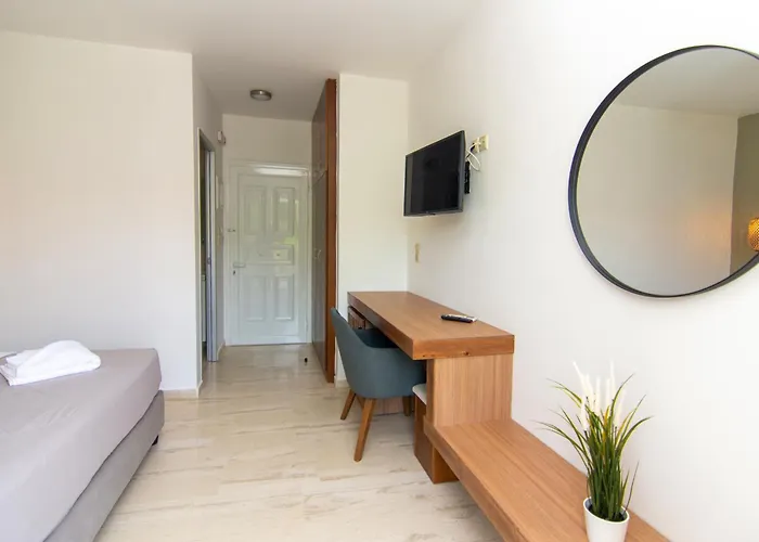 Hotel Elina