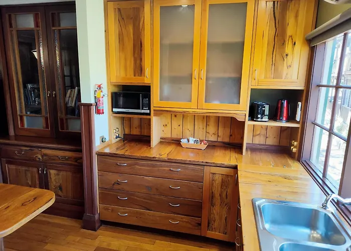 Bridgefield Guest House