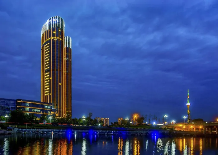 Pullman Linyi Lushang