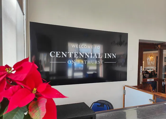 Centennial Inn On Bathurst