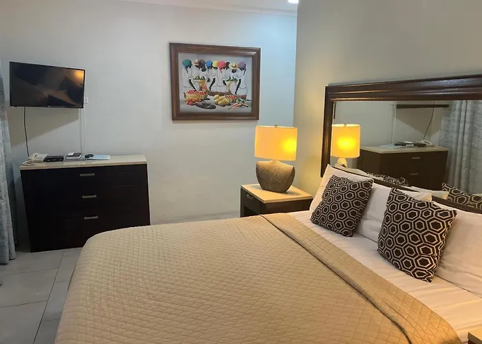 Paradise Beach Hotel