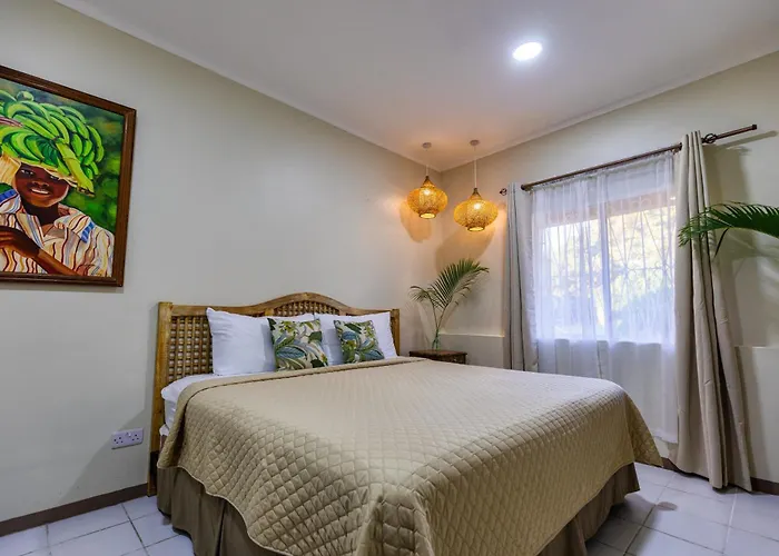 Paradise Beach Hotel