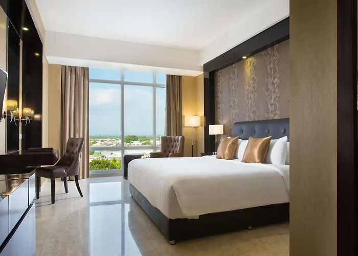 Grand Mercure Solo Baru
