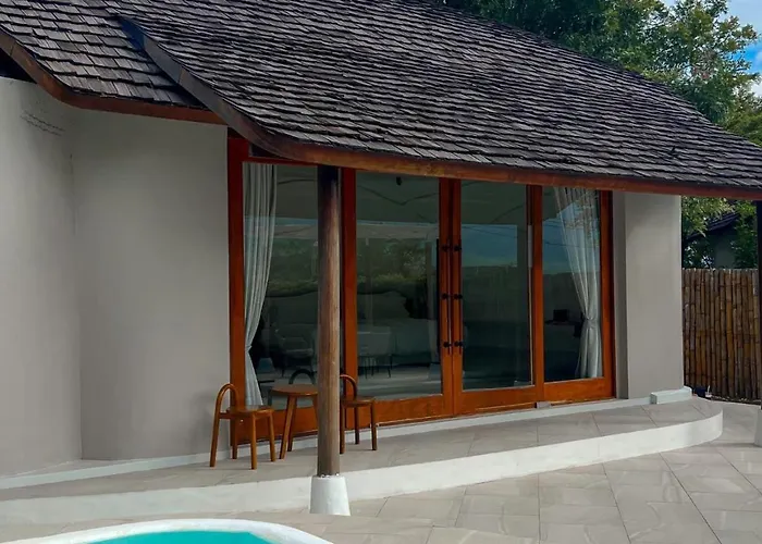 Boribot Pool Resort