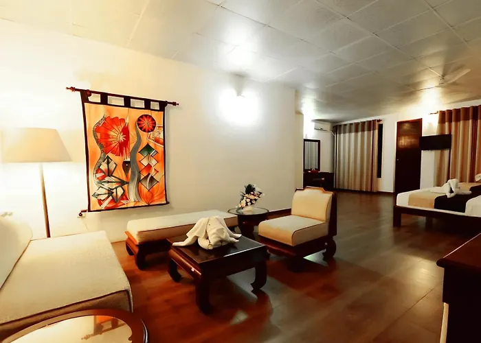 Hikkaduwa Beach Hotel - Special Summer Rates 1 May - 31 Oct 2026!