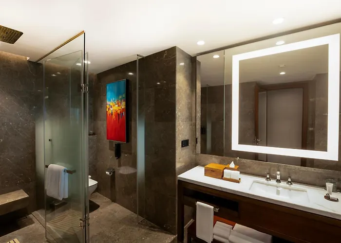 Grand Hyatt Kochi Bolgatty Hotel