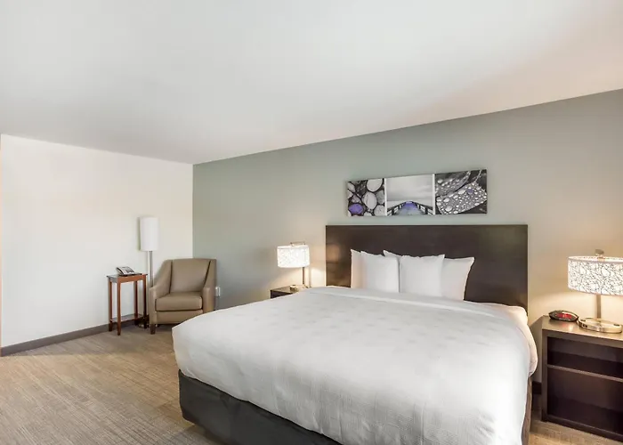 Mainstay Suites Ohio-Hocking Hills