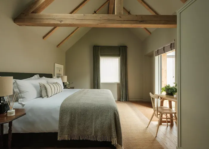 The Great Bustard Hotel Durnford