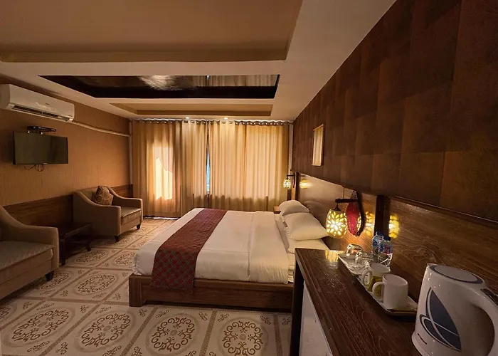 Eagle'S Nest Hotel