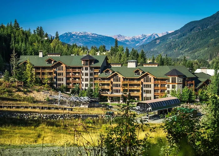 First Tracks Lodge, By Lodging Ovations