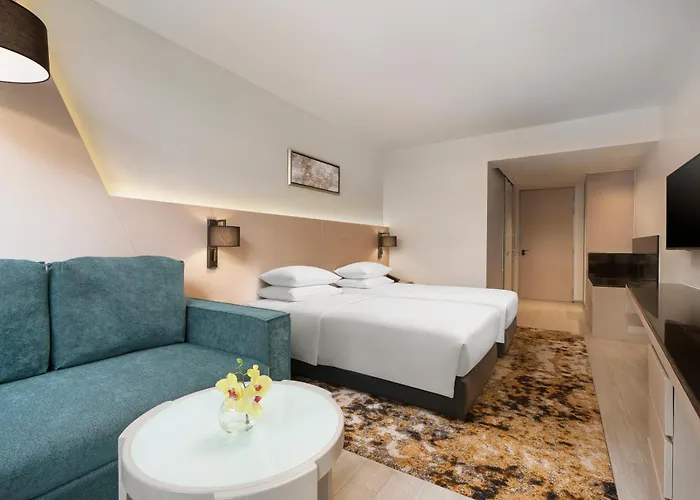 Hyatt Place Bangkok Sukhumvit 1