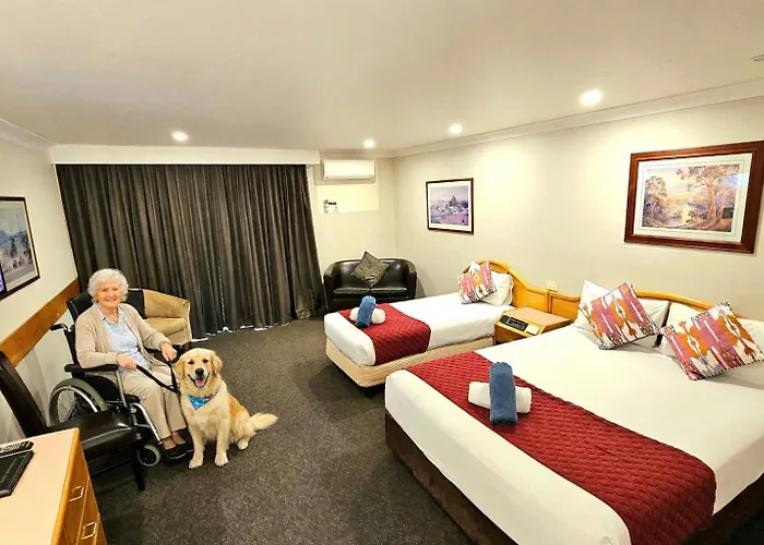 Hilltops Retreat Motor Inn