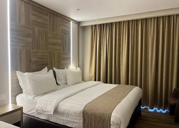 Mass Paradise Hotel