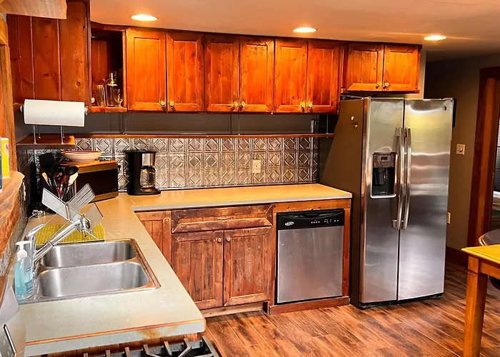 Bear Cove Cottages Port Hardy