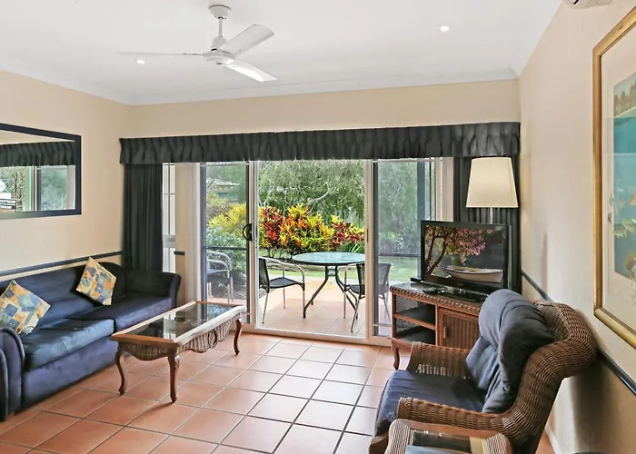 Tinaroo Lake Resort