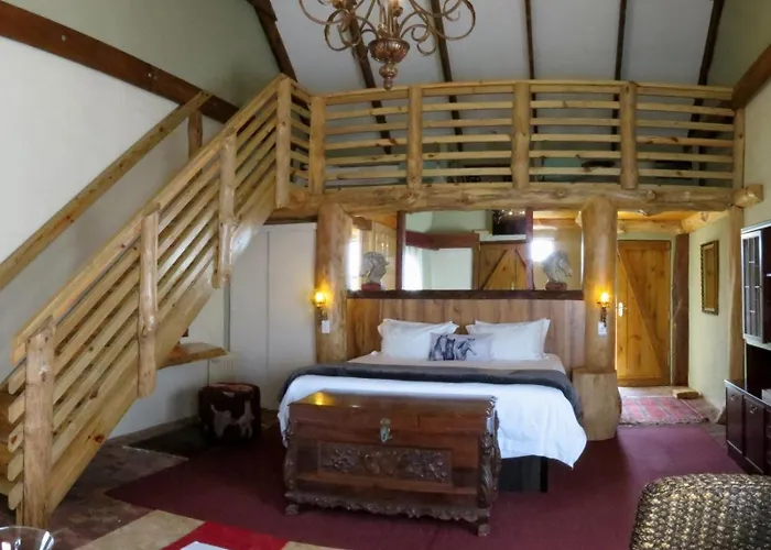 Tniqua Stable Inn