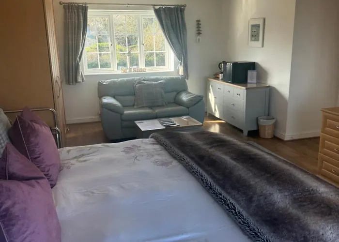 Downsfield Bed And Breakfast St Ives 