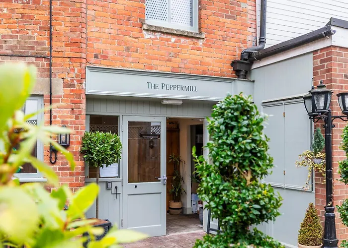 The Peppermill Town House Hotel & Restaurant