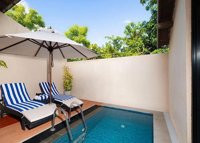 The Calm Resort & Spa Passikudah