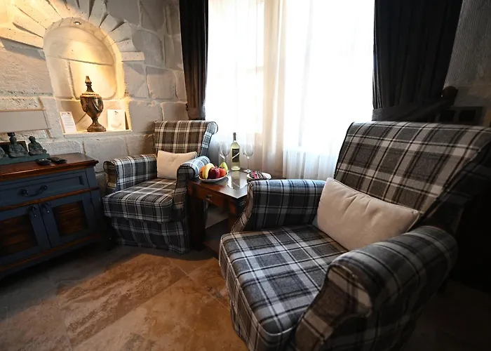 Seraphim Cave Suites & Spa