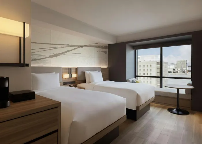 Courtyard By Marriott Honmachi