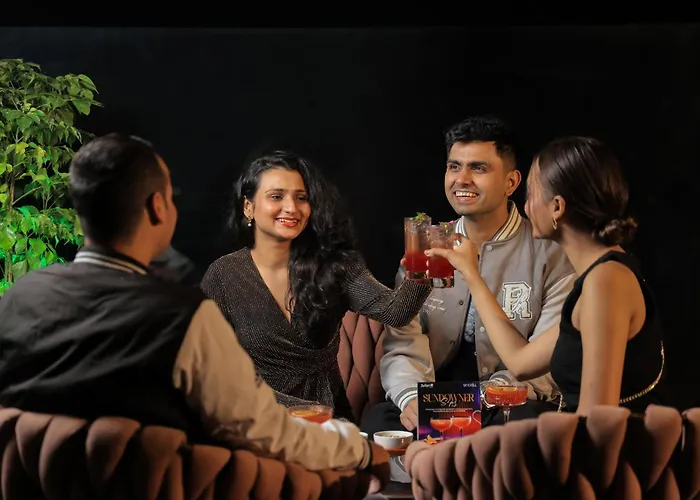 Radisson Blu Towers Kaushambi Delhi Ncr