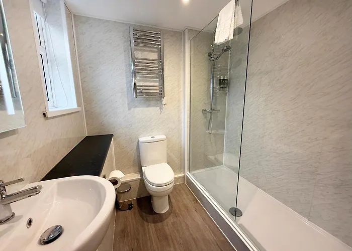 Ivy Bush Royal Hotel By Compass Hospitality