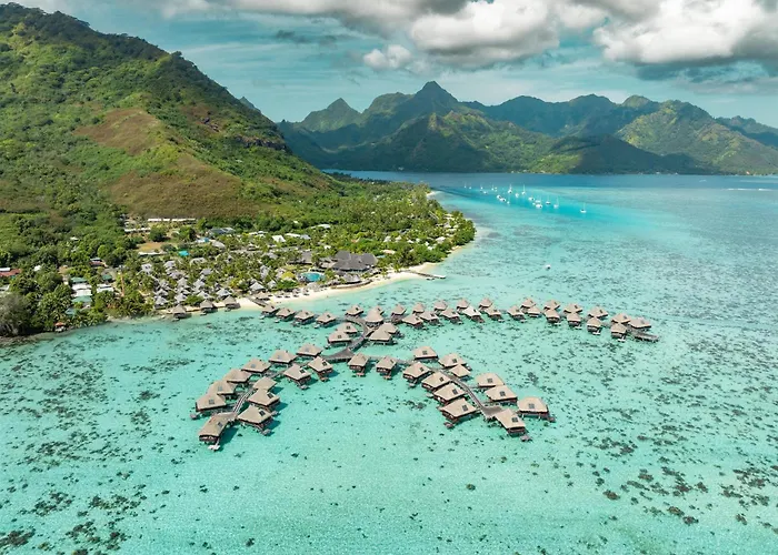 Hilton Moorea Lagoon Resort & Spa Papetoai