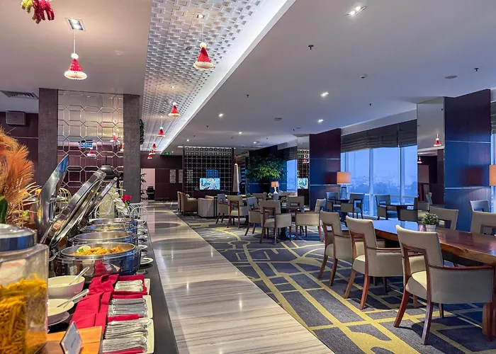 Crowne Plaza By Ihg
